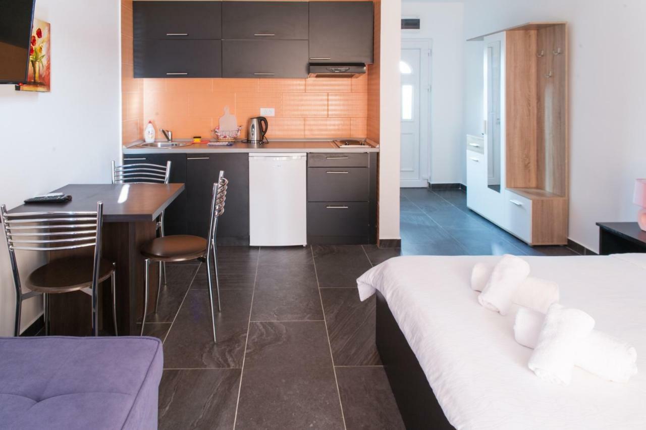 Alessandra Apartments สเวติ สเตฟาน ภายนอก รูปภาพ