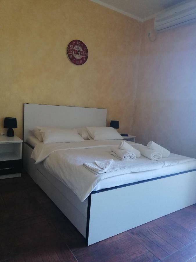 Alessandra Apartments สเวติ สเตฟาน ภายนอก รูปภาพ